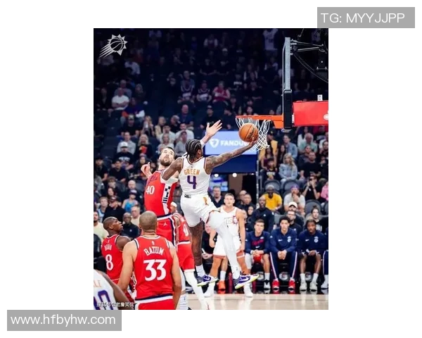 洛杉矶快船队吞下四连败跌至西部倒数第三，主场球迷嘘声四起，哈登赛后落寞举动引关注